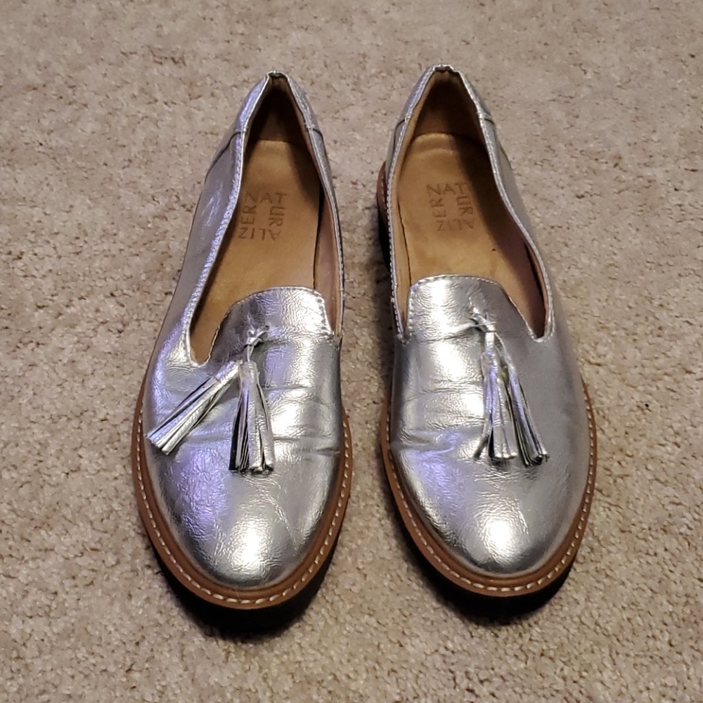 Shoes flats